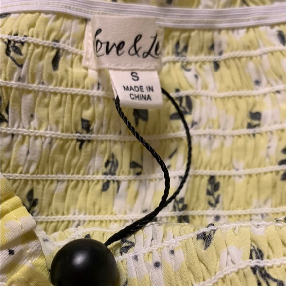 📌 ( Sold ) NWT For Love & Lemons
Chrysanthemum Mini Dress - Picture 5 of 6